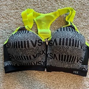 Victoria’s Secret VSX Zip Sports Bra